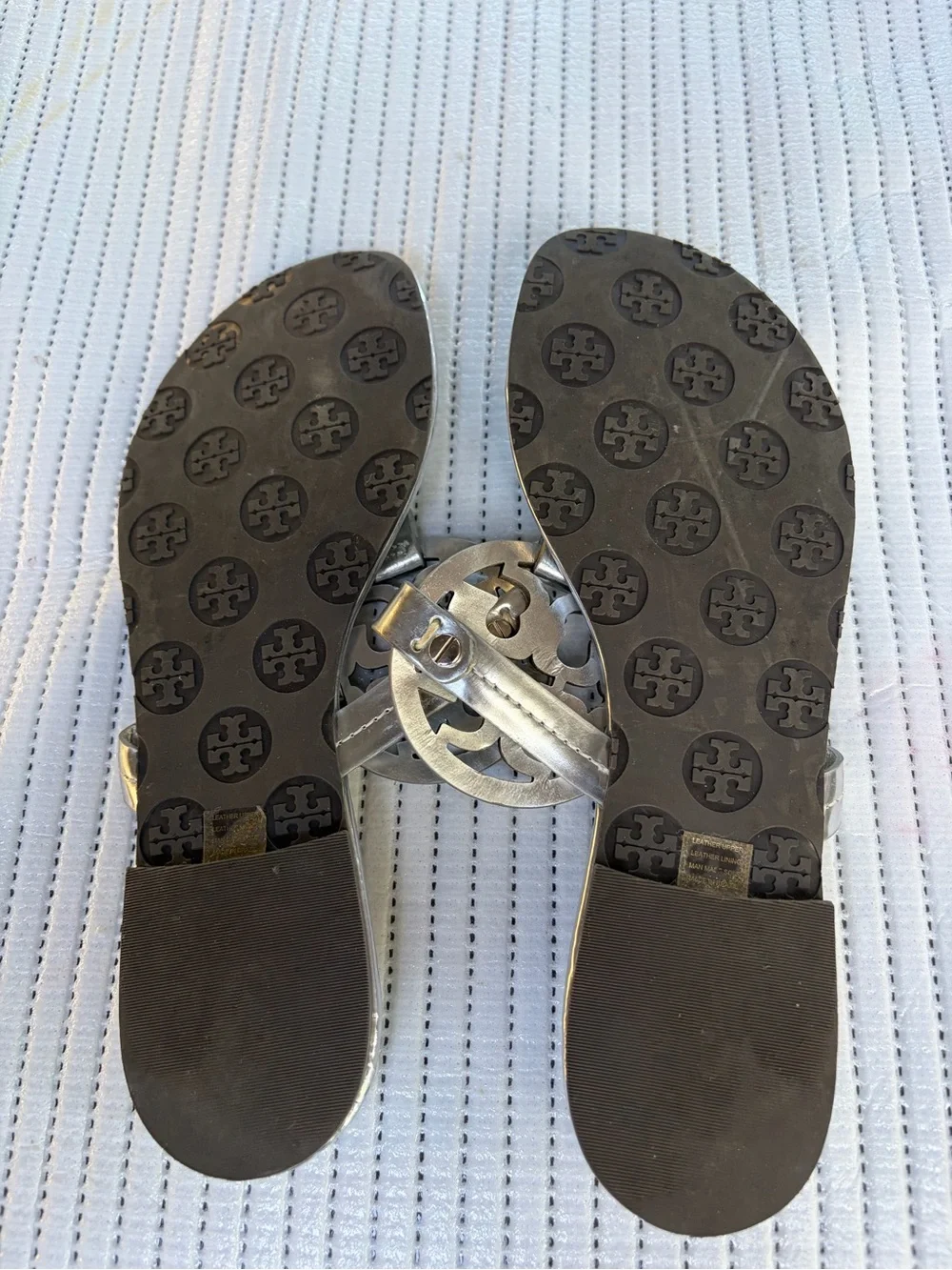 Tory Burch signature logo